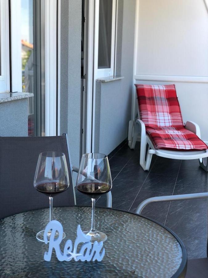 Apartmani Bolero - Obiteljski Odmor Водице Екстер'єр фото