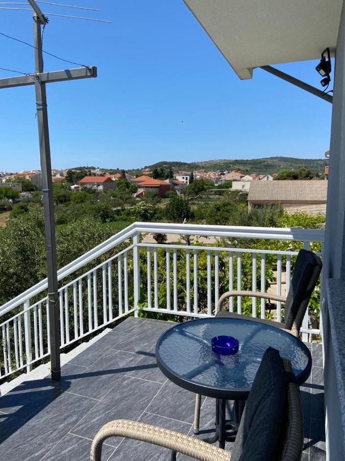 Apartmani Bolero - Obiteljski Odmor Водице Екстер'єр фото